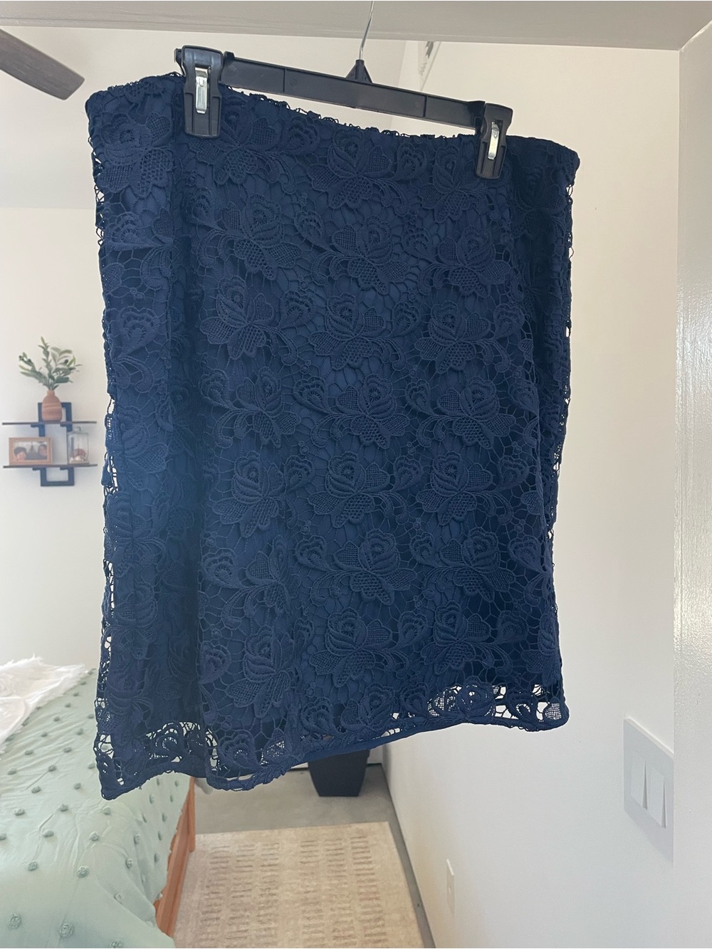 Banana Republic Navy Floral Lace Pencil Skirt